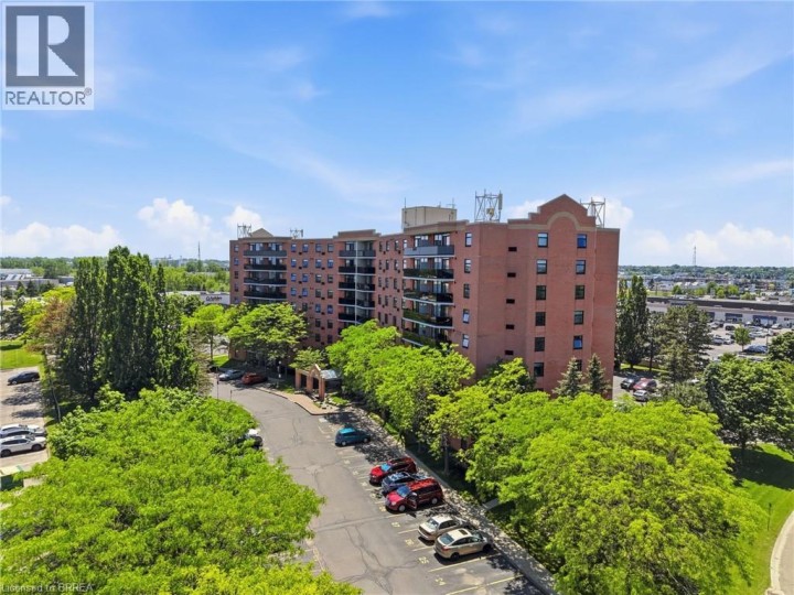 Photo 1 at 716 - 9 Bonheur Court, Lynden Hills, Brantford