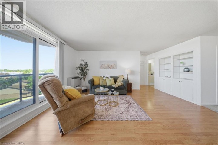 Photo 6 at 716 - 9 Bonheur Court, Lynden Hills, Brantford