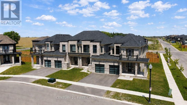 Photo 1 at 844 Sobeski Avenue, Woodstock - North, Woodstock