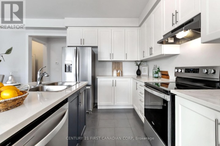 Photo 10 at 844 Sobeski Avenue, Woodstock - North, Woodstock
