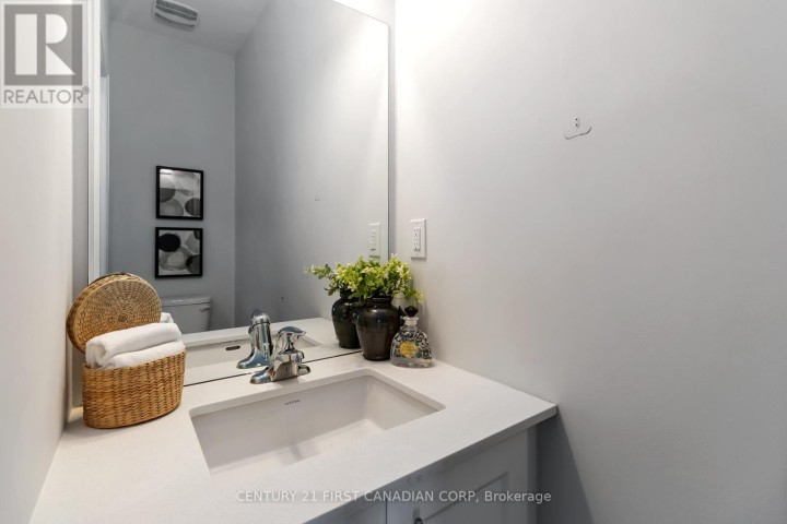 Photo 12 at 844 Sobeski Avenue, Woodstock - North, Woodstock