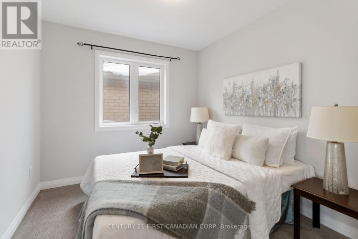 Photo 17 at 844 Sobeski Avenue, Woodstock - North, Woodstock