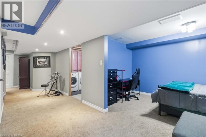 Photo 24 at 53 Banks Street, Holmedale, Brantford