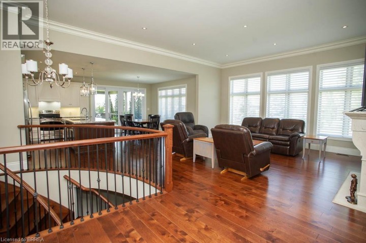 Photo 12 at 29 Westlake Boulevard, Tutela Heights, Brantford