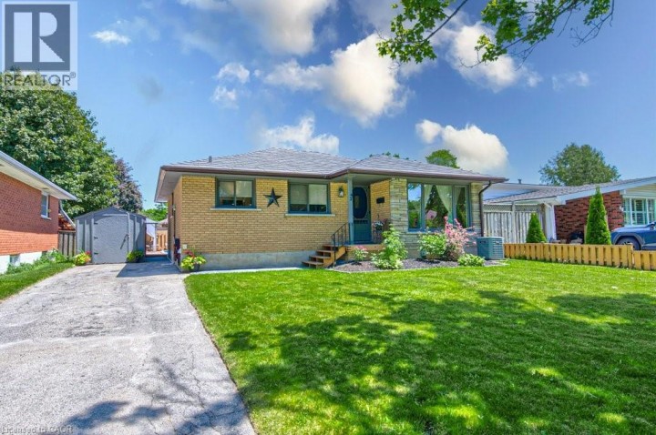 Photo 2 at 42 Morning Dew Drive, Brier Park, Brantford