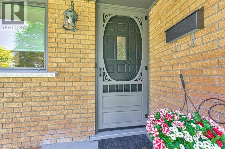 Photo 5 at 42 Morning Dew Drive, Brier Park, Brantford