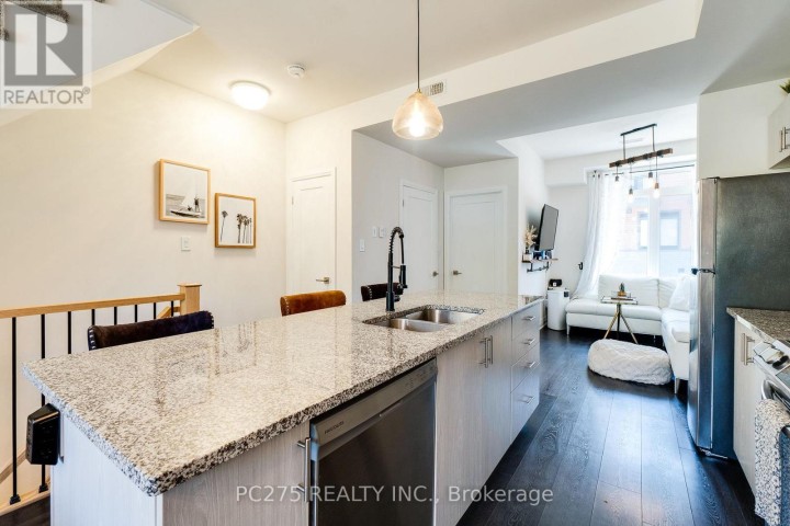 Photo 10 at 34 - 2 Willow Street, Innerkip (Paris), Woodstock