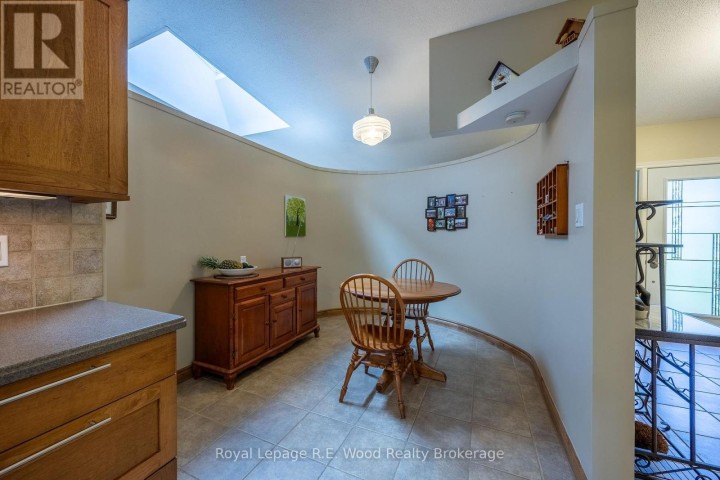 Photo 15 at 332576 Plank Line, Ostrander, South-West Oxford