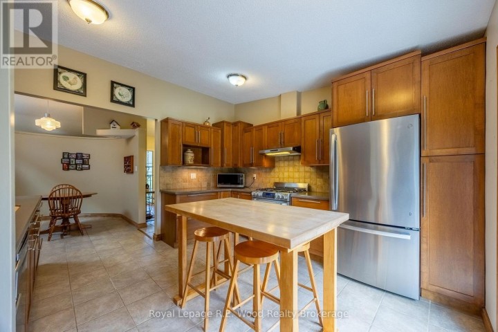 Photo 18 at 332576 Plank Line, Ostrander, South-West Oxford