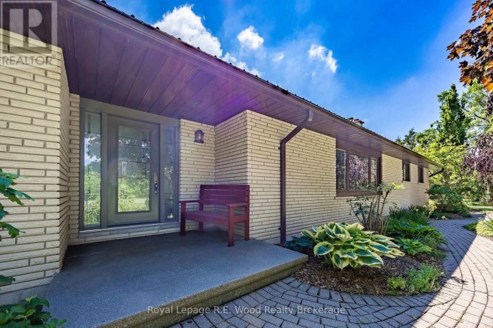 Photo 3 at 332576 Plank Line, Ostrander, South-West Oxford