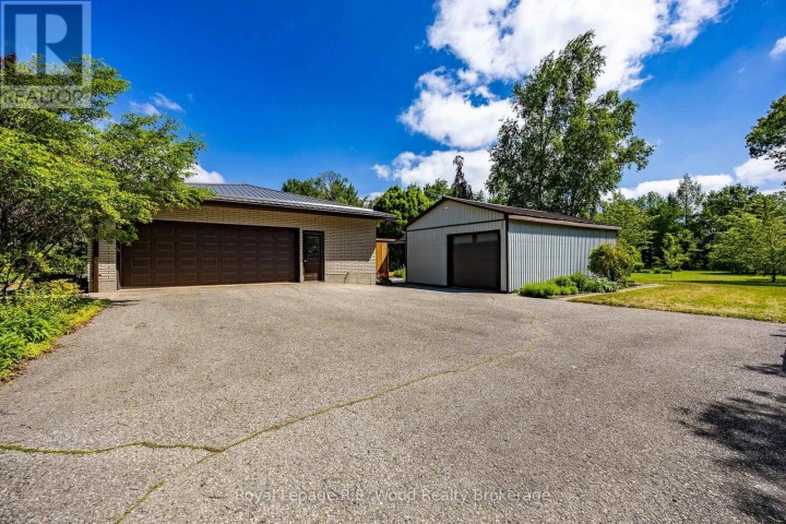 Photo 5 at 332576 Plank Line, Ostrander, South-West Oxford