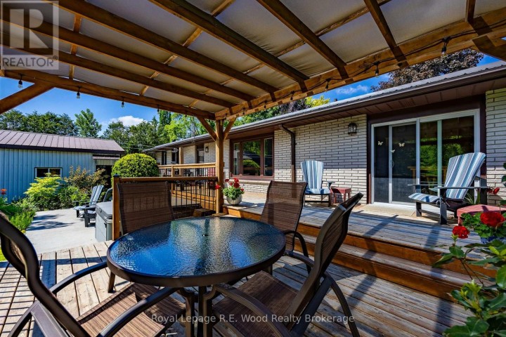 Photo 9 at 332576 Plank Line, Ostrander, South-West Oxford