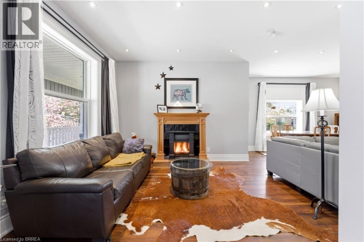 Photo 11 at 65 Ontario Street, Eagle Place West, Brantford