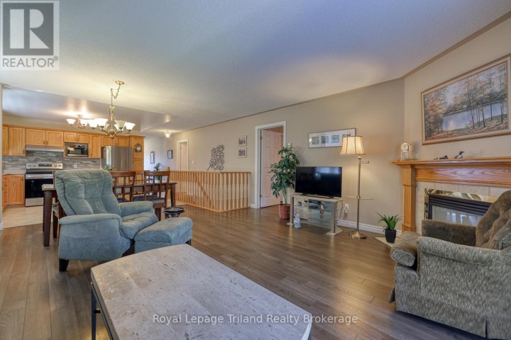 Photo 14 at 121 Weston Drive, Tillsonburg