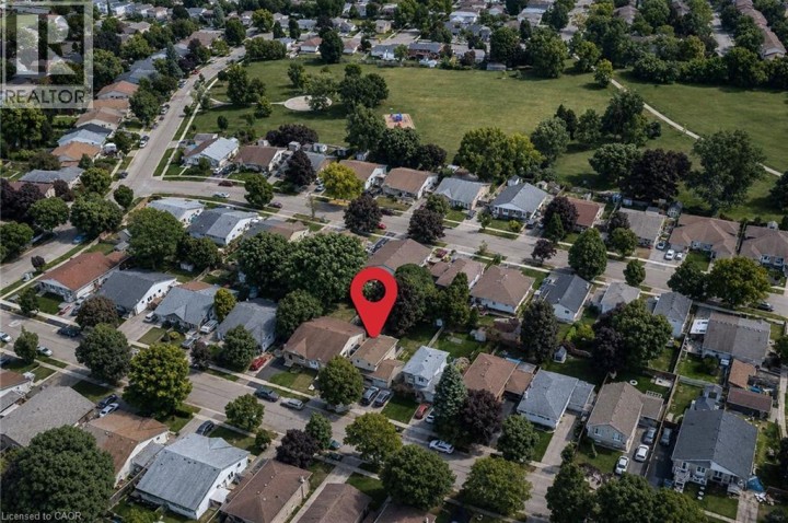 Photo 5 at 23 Sulky Road, Brantwood Park, Brantford