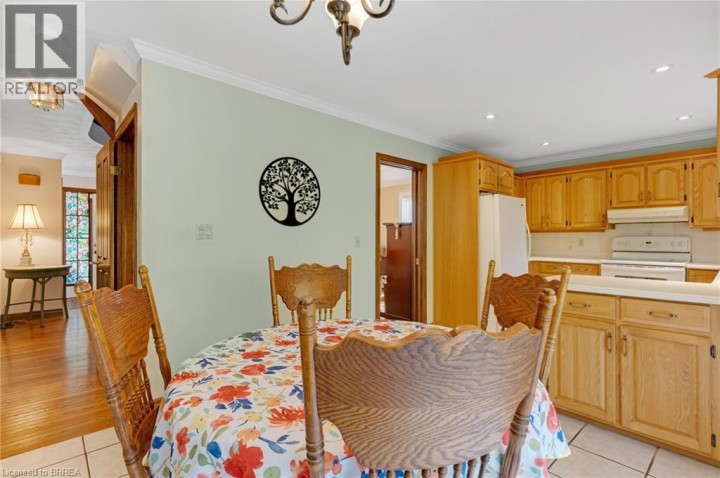 Photo 14 at 86 Lynden Hill Crescent, Lynden Hills, Brantford