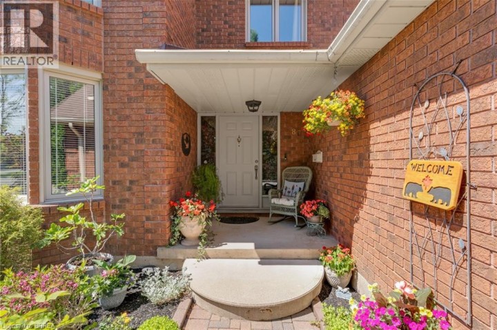 Photo 4 at 86 Lynden Hill Crescent, Lynden Hills, Brantford