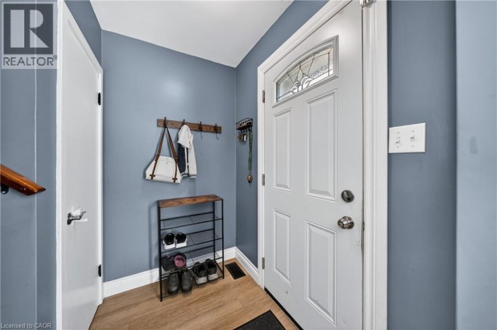 Photo 6 at 797 Bayswater Street, Woodstock - North, Woodstock