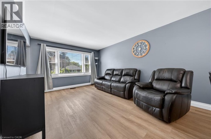 Photo 8 at 797 Bayswater Street, Woodstock - North, Woodstock