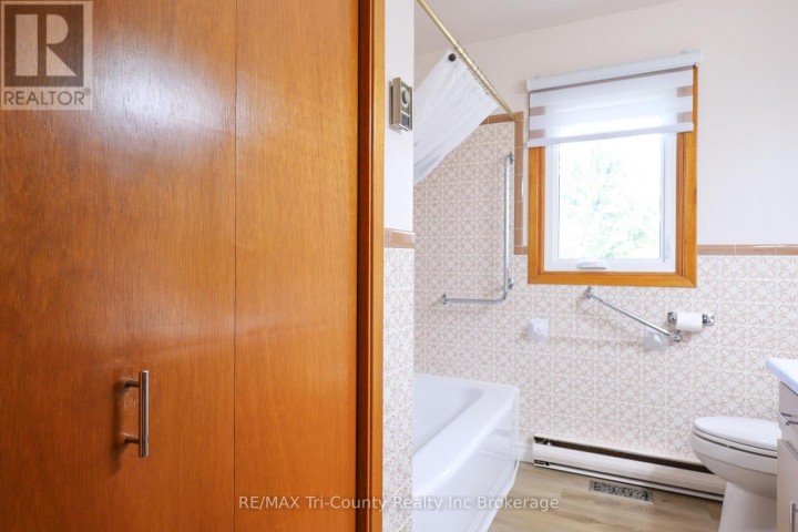 Photo 18 at 9113 Plank Road, Straffordville, Bayham