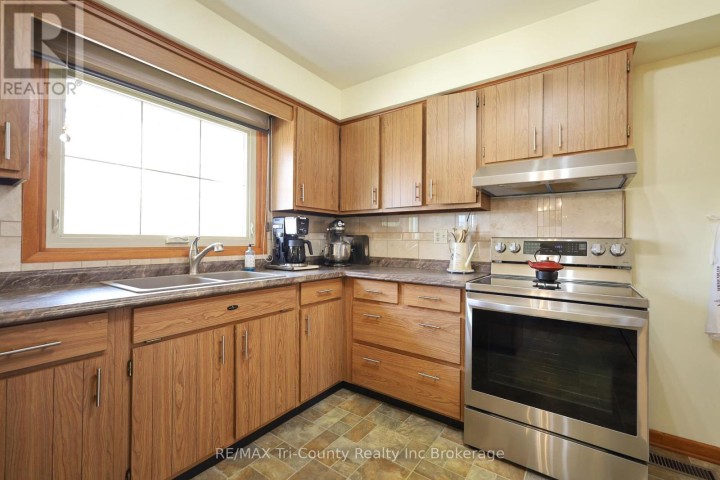 Photo 6 at 9113 Plank Road, Straffordville, Bayham