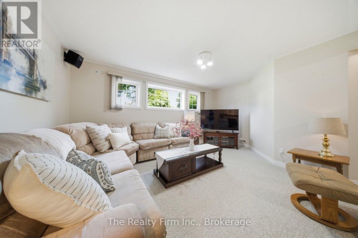 Photo 22 at 53 Heron Avenue, Woodstock - North, Woodstock