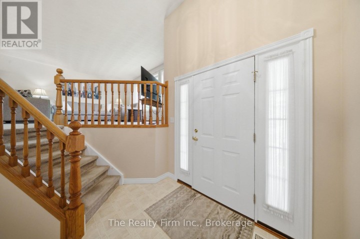 Photo 5 at 53 Heron Avenue, Woodstock - North, Woodstock