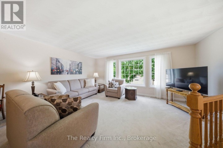 Photo 7 at 53 Heron Avenue, Woodstock - North, Woodstock