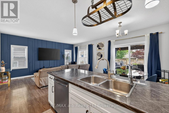 Photo 10 at 29 Kendell Lane, Ingersoll - North, Ingersoll