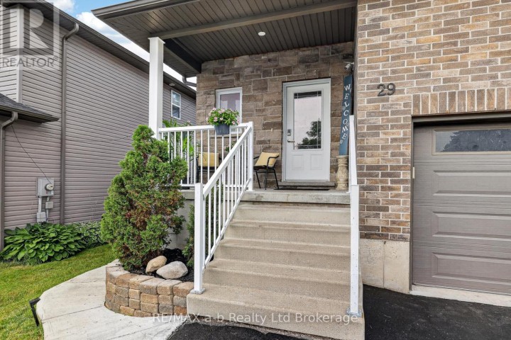 Photo 35 at 29 Kendell Lane, Ingersoll - North, Ingersoll