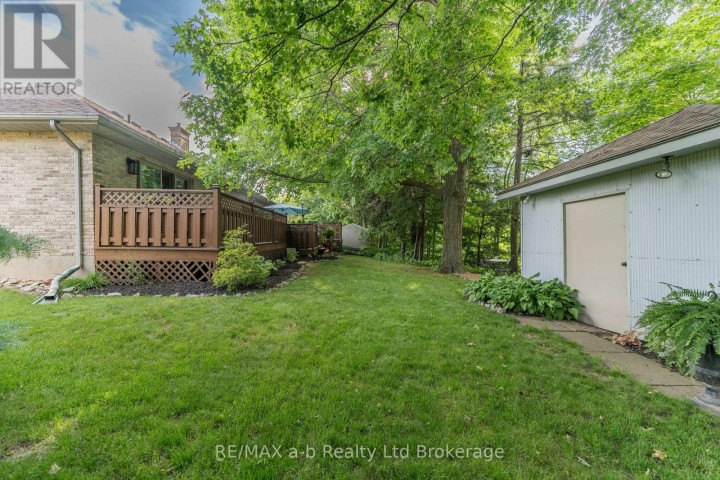 Photo 33 at 34 Lorraine Avenue, Tillsonburg