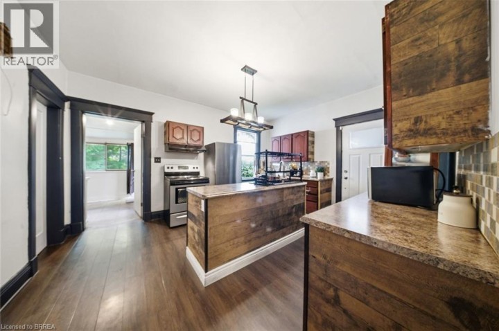 Photo 15 at 12 Brunswick Street, Old West Brant, Brantford