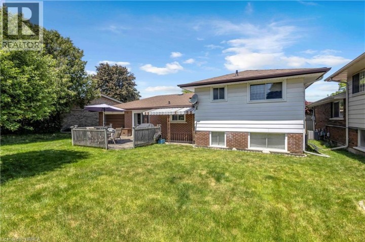 Photo 32 at 19 Pippin Drive, Brier Park, Brantford