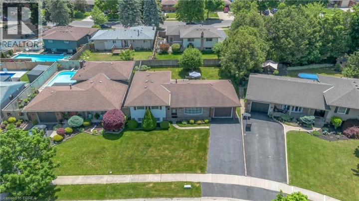 Photo 35 at 19 Pippin Drive, Brier Park, Brantford
