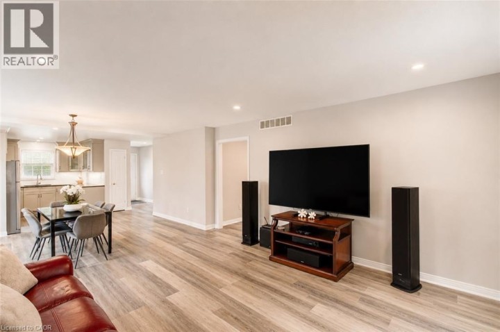 Photo 18 at 121 Hemlock Road, Ingersoll - South, Ingersoll