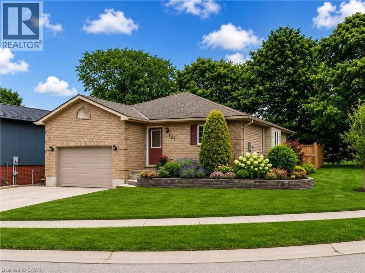 Photo 4 at 121 Hemlock Road, Ingersoll - South, Ingersoll