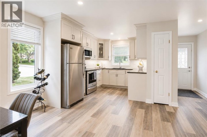 Photo 8 at 121 Hemlock Road, Ingersoll - South, Ingersoll