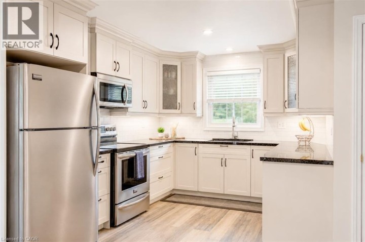 Photo 9 at 121 Hemlock Road, Ingersoll - South, Ingersoll