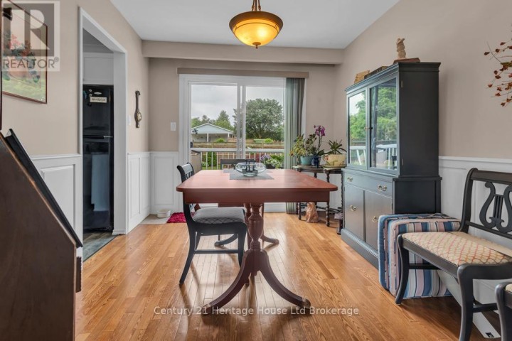 Photo 11 at 233 Diefenbaker Drive, Woodstock - North, Woodstock