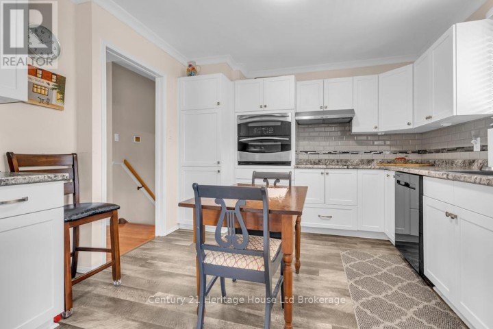 Photo 12 at 233 Diefenbaker Drive, Woodstock - North, Woodstock