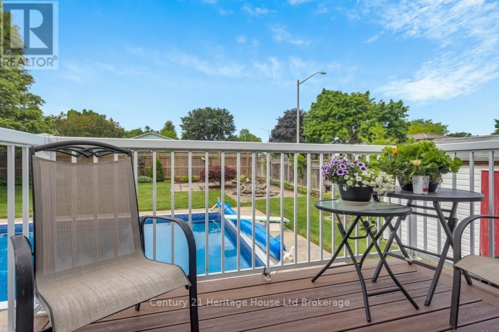 Photo 15 at 233 Diefenbaker Drive, Woodstock - North, Woodstock