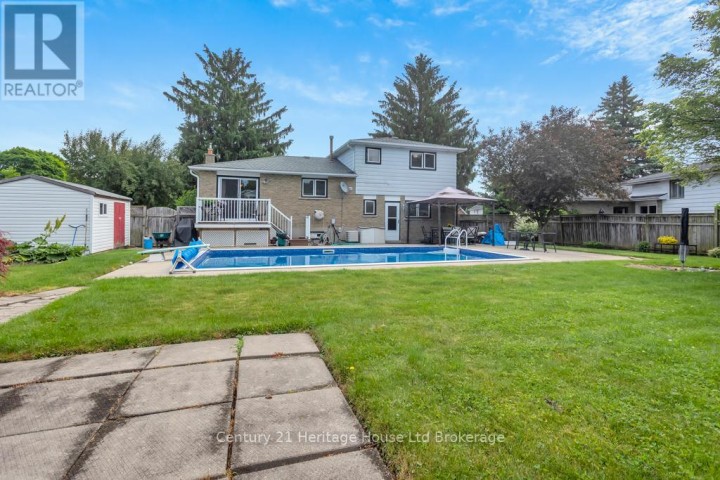 Photo 27 at 233 Diefenbaker Drive, Woodstock - North, Woodstock