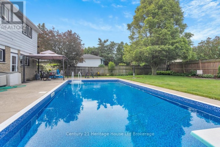 Photo 29 at 233 Diefenbaker Drive, Woodstock - North, Woodstock