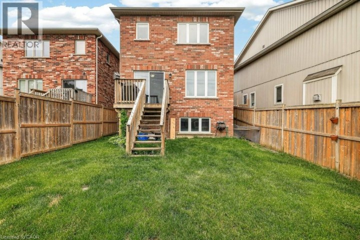 Photo 13 at 557 Baldwin Crescent, Woodstock - North, Woodstock