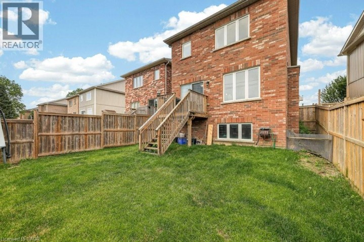 Photo 14 at 557 Baldwin Crescent, Woodstock - North, Woodstock