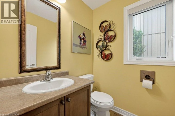 Photo 19 at 557 Baldwin Crescent, Woodstock - North, Woodstock