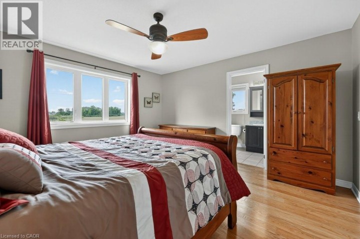 Photo 40 at 557 Baldwin Crescent, Woodstock - North, Woodstock
