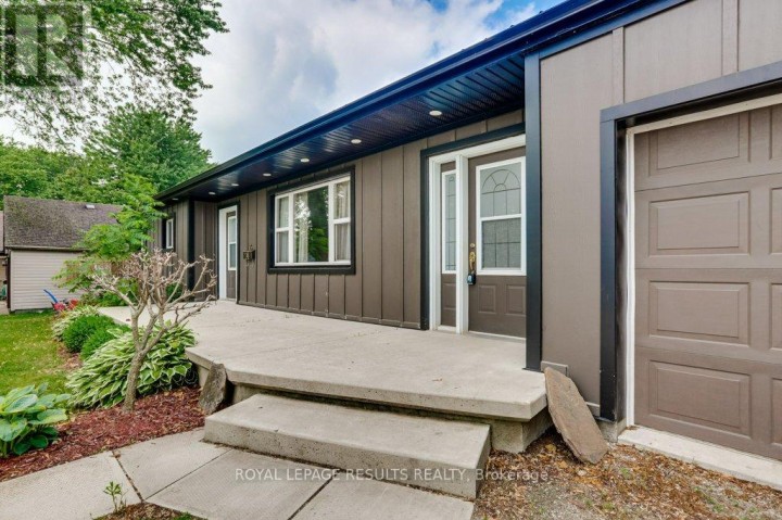 Photo 4 at 64 E North Street, Tillsonburg