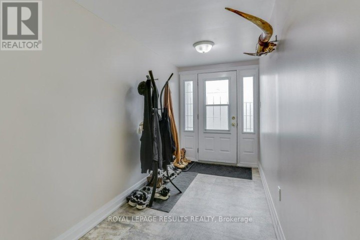 Photo 5 at 64 E North Street, Tillsonburg