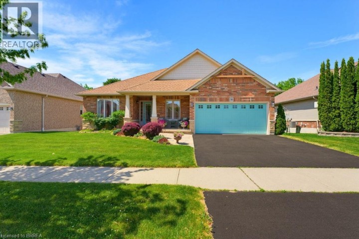 Photo 1 at 30 Cobblestone Drive, Innerkip (Victoria Park), Woodstock